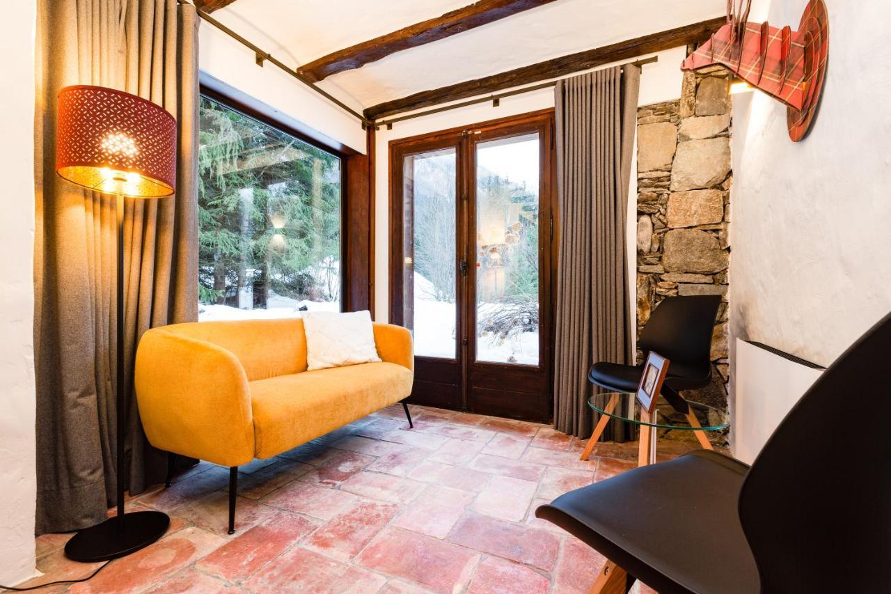 Chalet Les Praz - 280Sqm - Sauna Cinema Fitness - 5 Bedrooms In Heart Of Les Praz - By Cozee Rentals Шамоні Екстер'єр фото