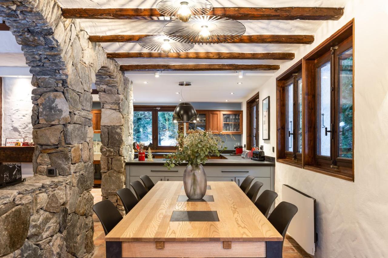 Chalet Les Praz - 280Sqm - Sauna Cinema Fitness - 5 Bedrooms In Heart Of Les Praz - By Cozee Rentals Шамоні Екстер'єр фото
